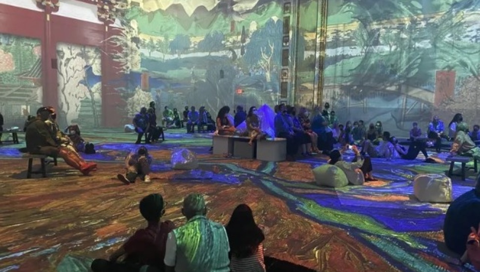Japanese art makes an appearance at Van Gogh: The Immersive Experience.