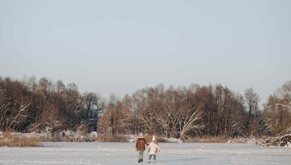 couple on ice
