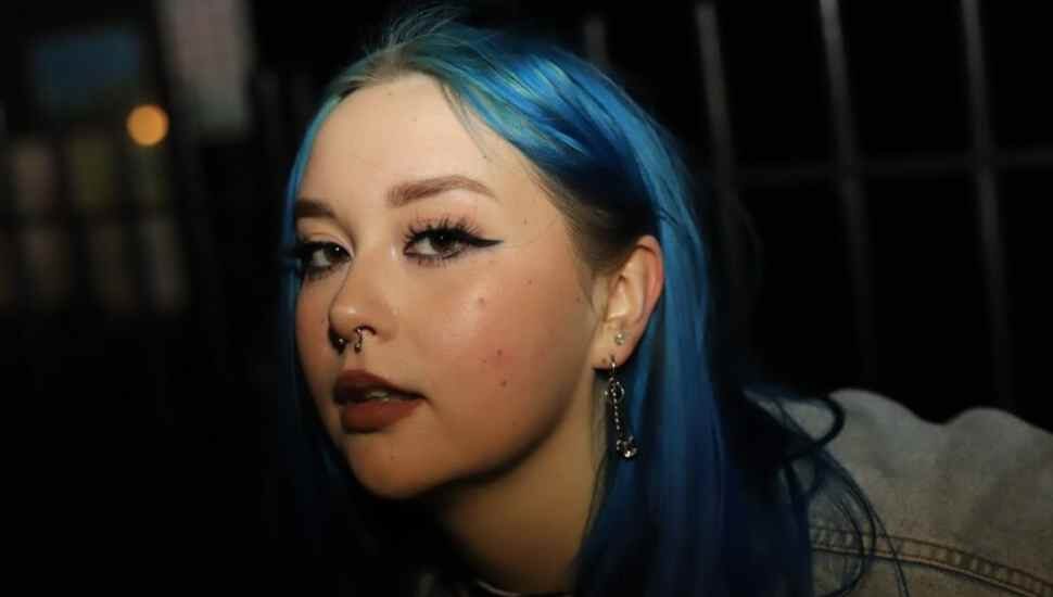 girl with blue hair