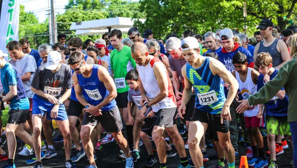 runners at a start