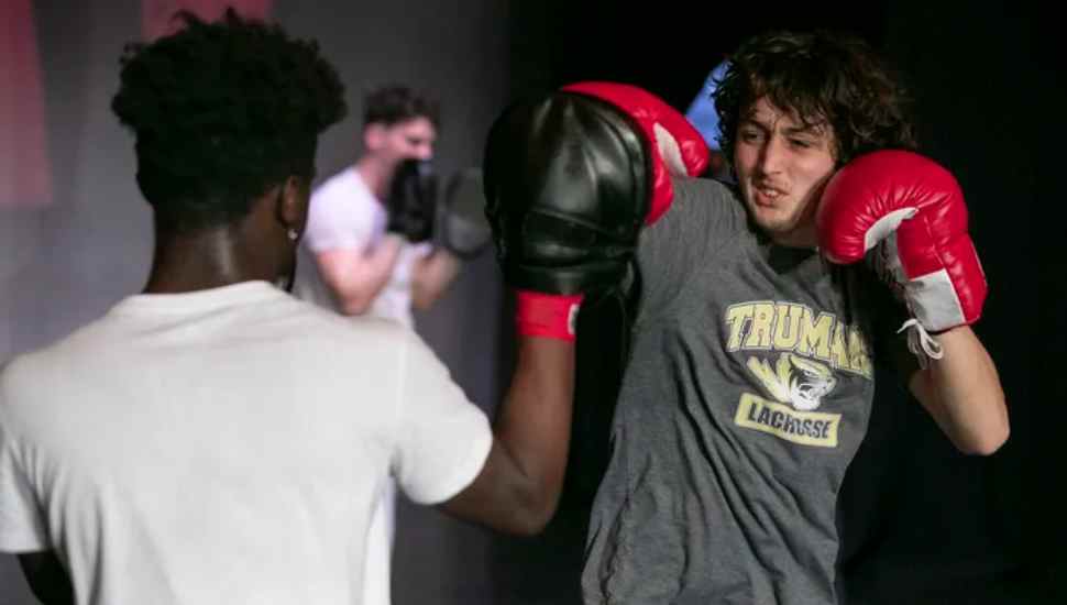 boys boxing