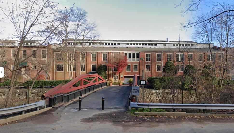 footbridge