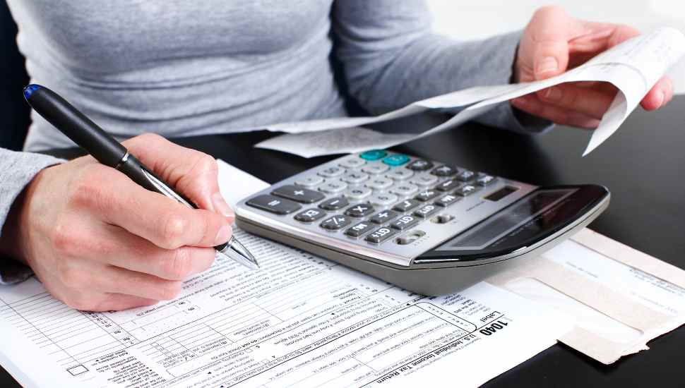 woman doing paperwork