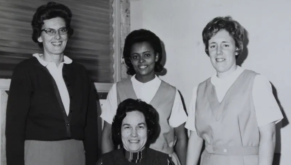 Carol Eckman and coaching staff