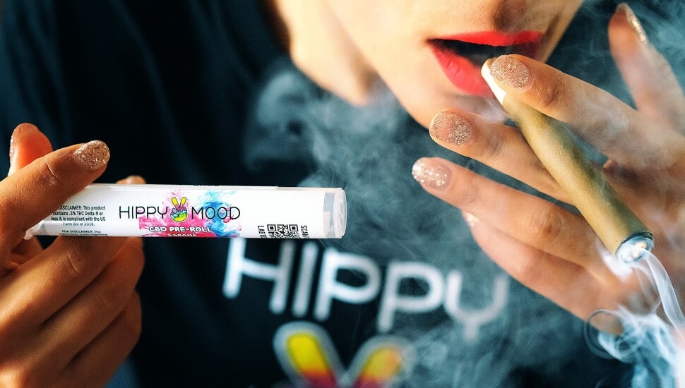 Hippy Mood smoking