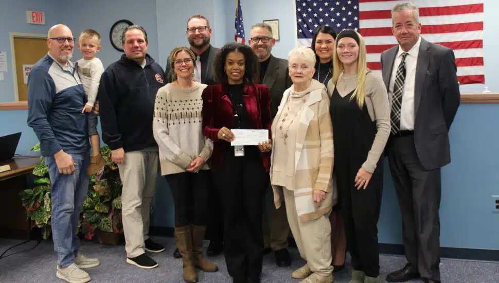 Fairless Hills Bar Raises ,000 With Chili Cook-Off for Local Homeless Shelter