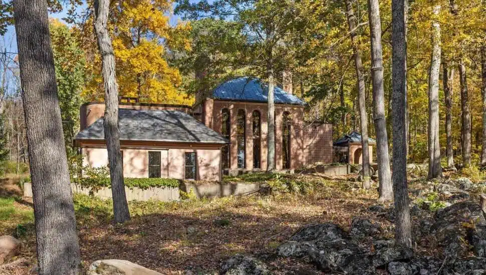 Meridian Bank House of the Week: Renovated Contemporary Home in the Woods of Quakertown