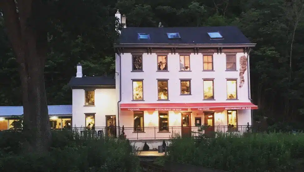 restaurant