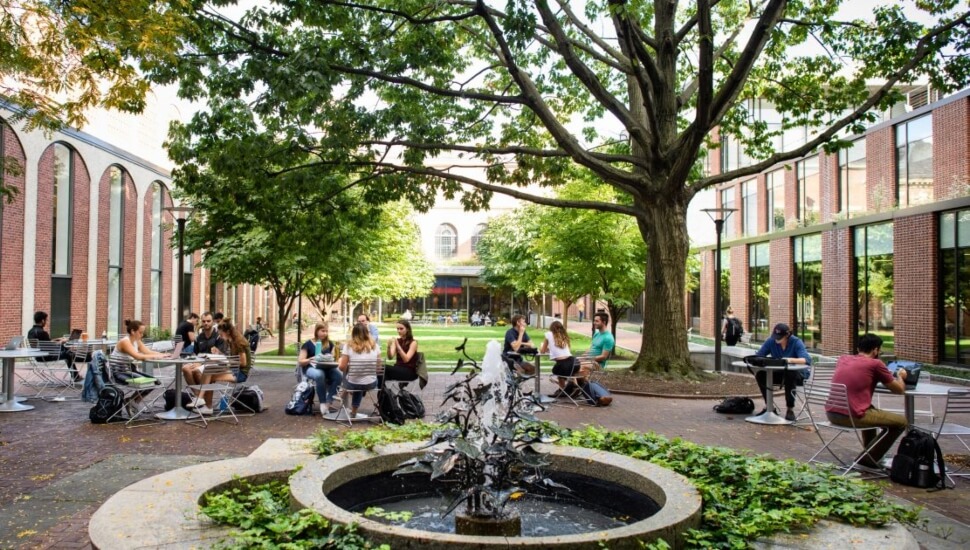 The coutyard at the University of Pennsylvania Carey Law School