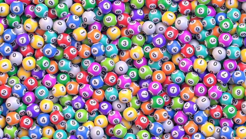 Numbered balls in a pile