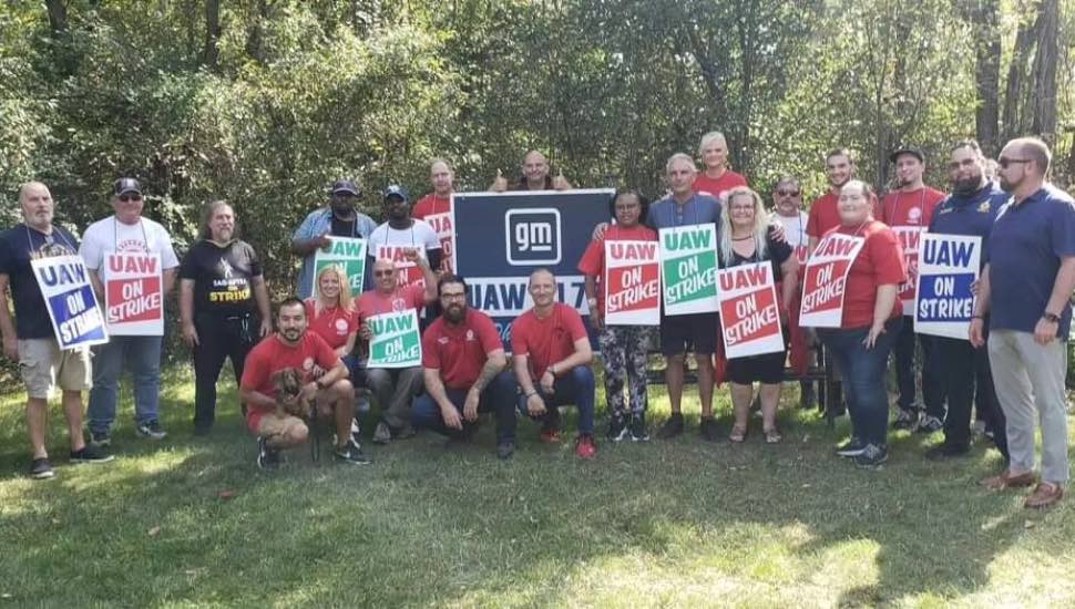Members of UAW Region 9 striking