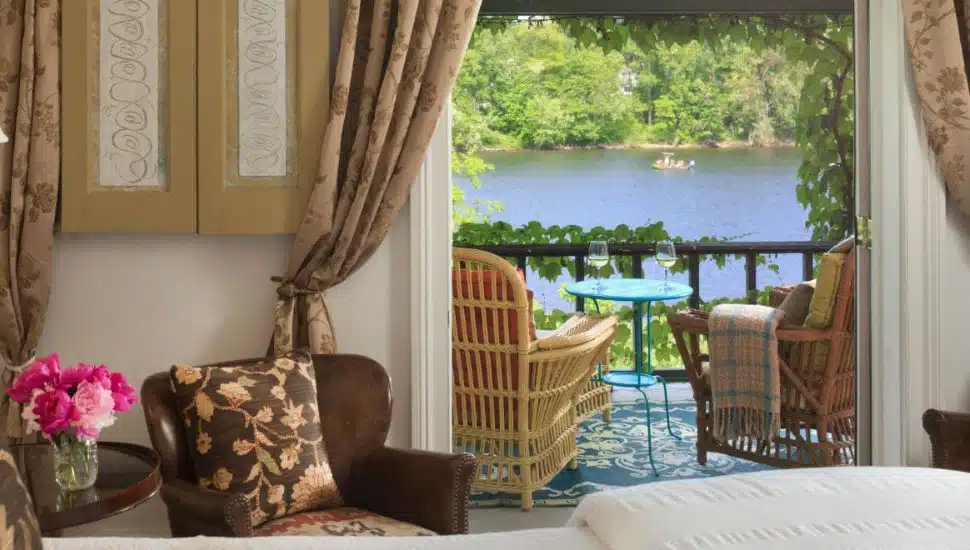 Bridgeton house view of Delaware River