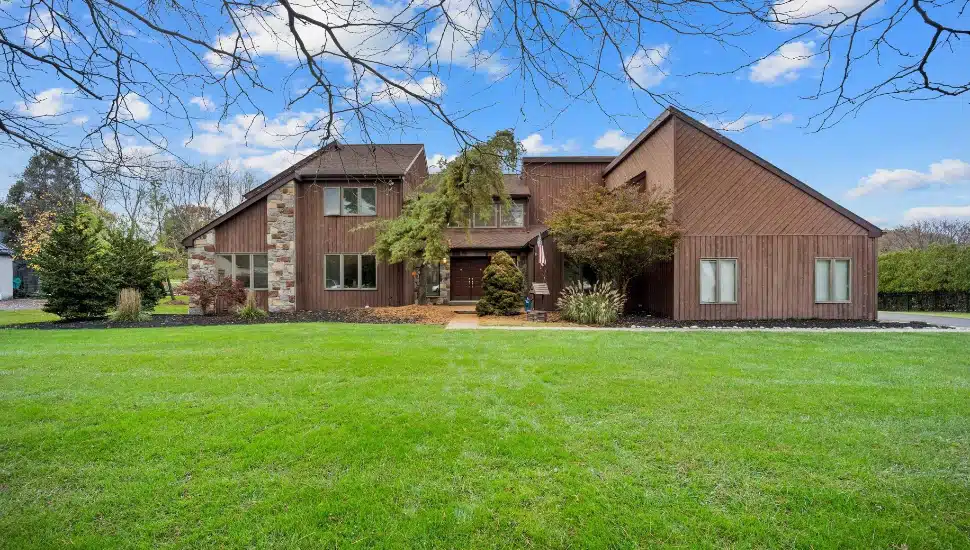 71 Hidden Cove Dr.
