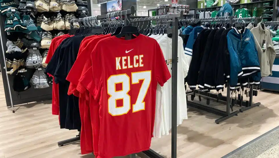 Travis Kelce jersey
