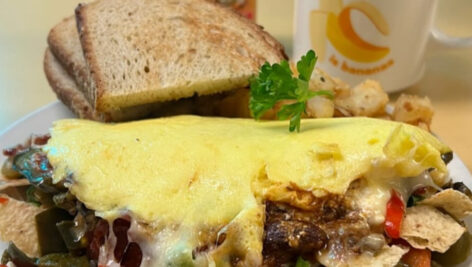 Cross Keys diner breakfast, toast, omelette and coffee