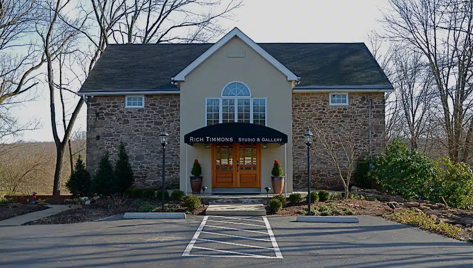 Doylestown Welcomes Unique Art Exhibitions Through Alderfer Auction and Rich Timmons Gallery Partnership