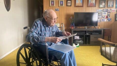 Del Marlow at his daughter's home in wheel chair