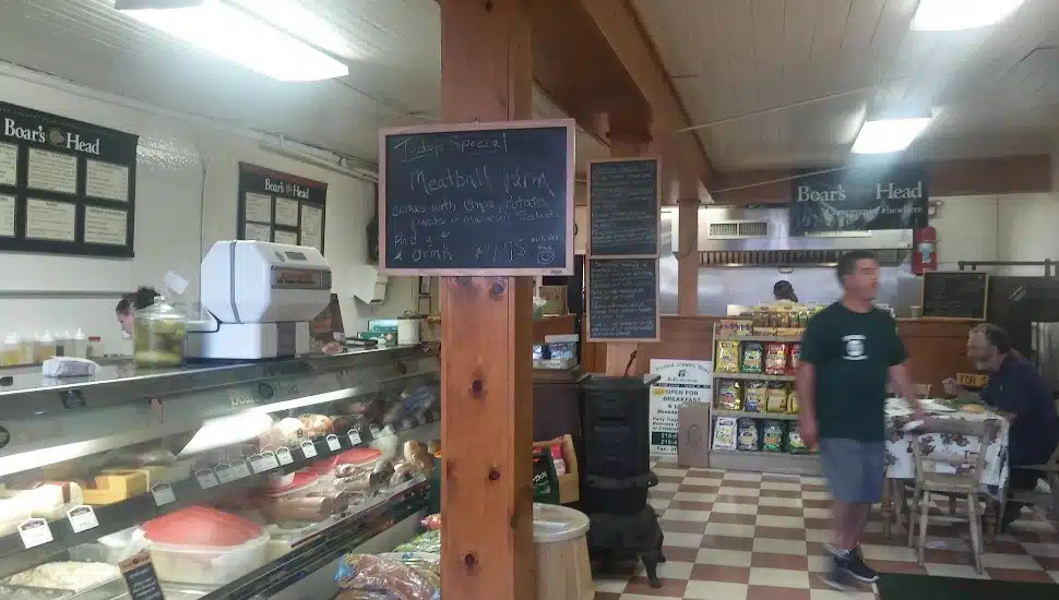 inside of Ivyland country store