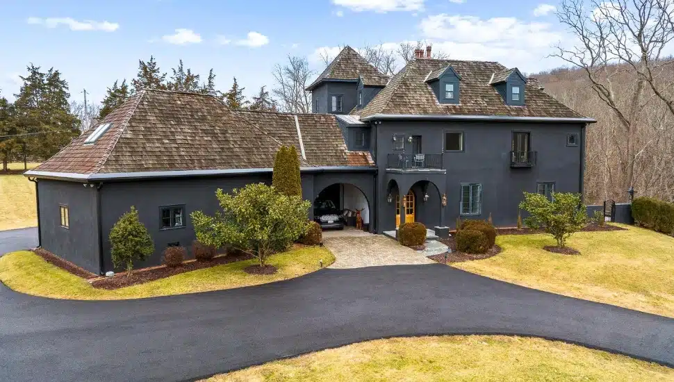 2577 Township Road Quakertown