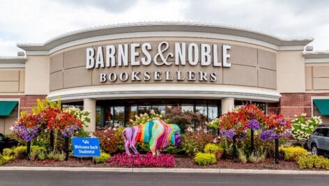 Barnes & Noble Storefront