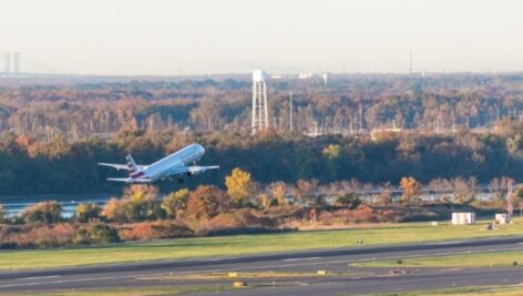 airplane lifting off