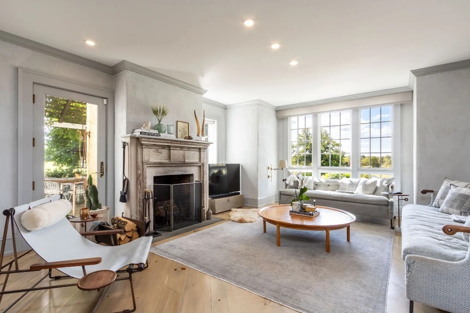 Living room 3648 Fretz Valley Road in Ottsville