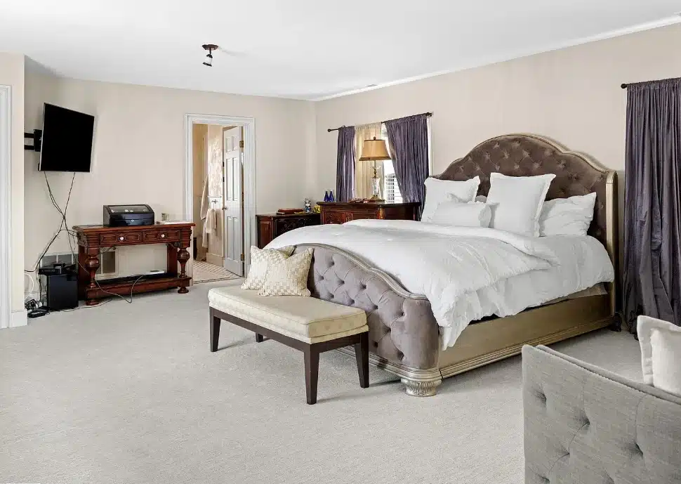 1515 Sugar Bottom Rd master bedroom