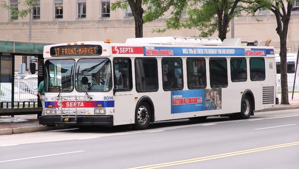 A Route 17 SEPTA bus in Center City.