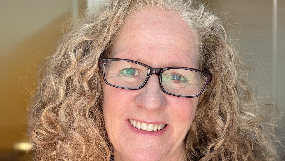 Lisa Burgess.
