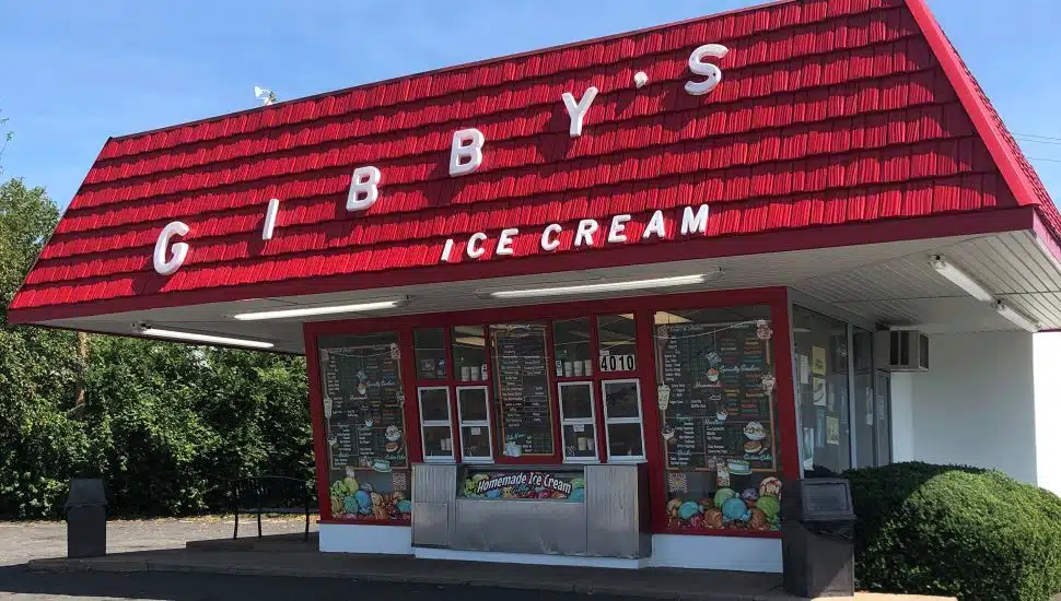 1950s Ice Cream Shop in Levittown Still Serves Cool Treats to Beat the Heat