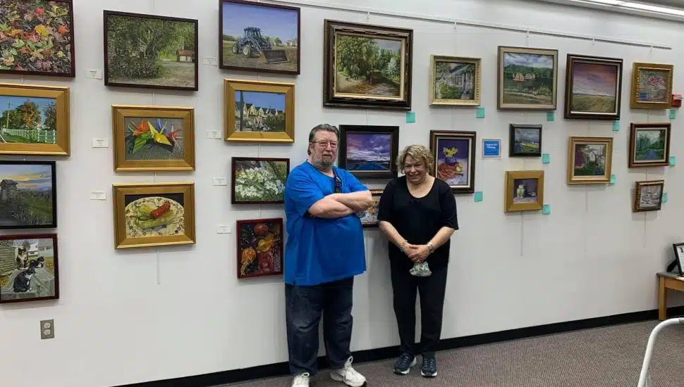 Capturing Life on Canvas: Levittown Artist’s Stunning Oil Portraits and Landscapes