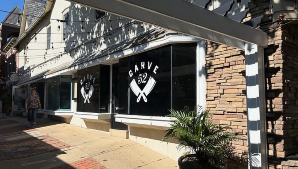 Carve 52 exterior.