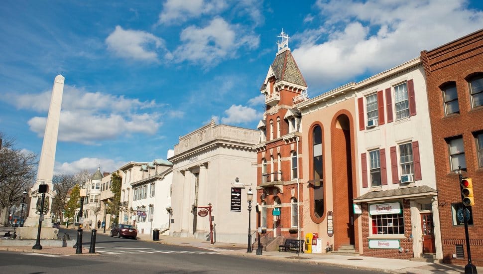 Street view of Doylestown.
