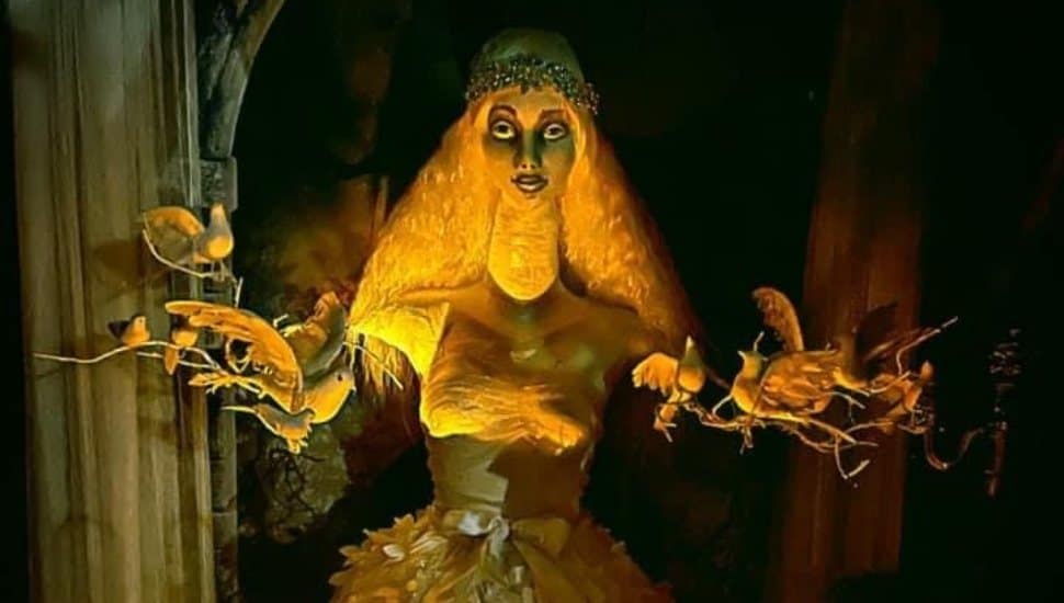 Statue created by Dolores Dragan.