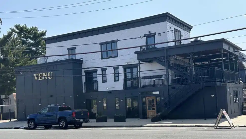 Venu exterior.