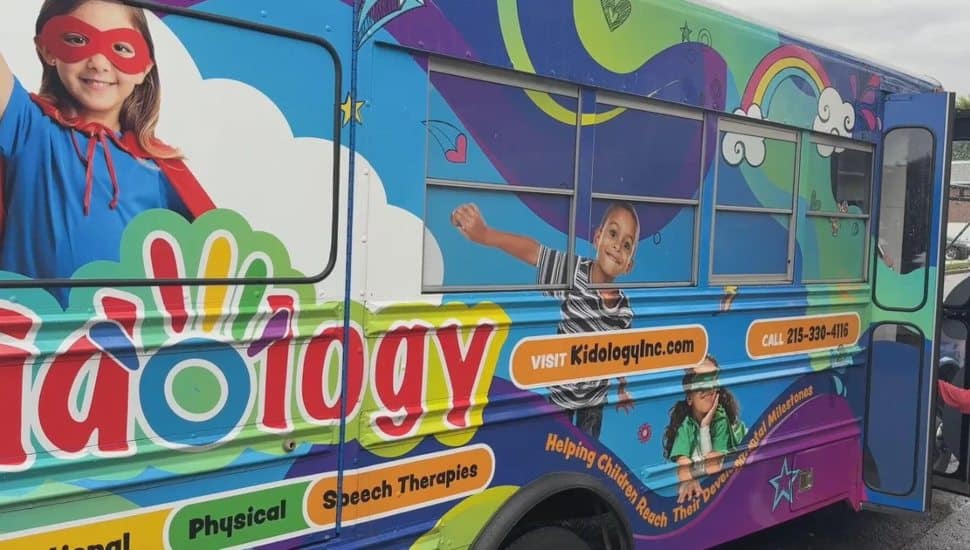 Kidology Bus exterior.