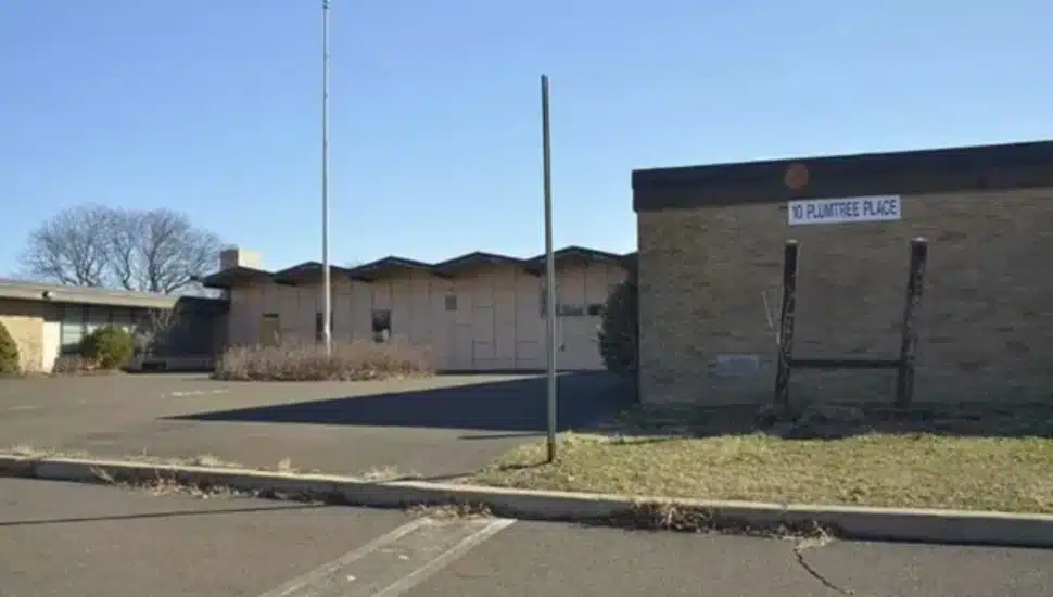 Abraham Lincoln Elementary School.
