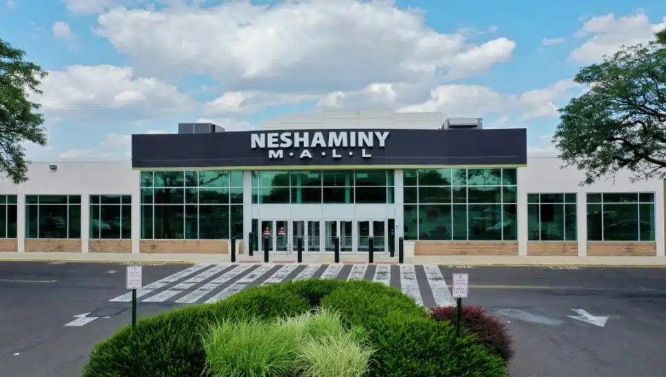 Neshaminy Mall main entrance.