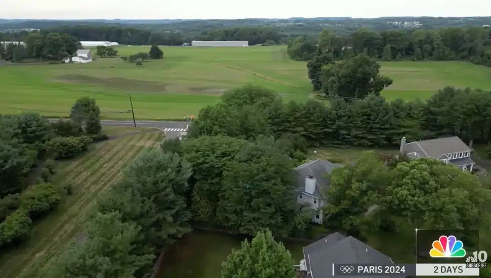 Undeveloped land where the Buckingham warehouse was going to be constructed.