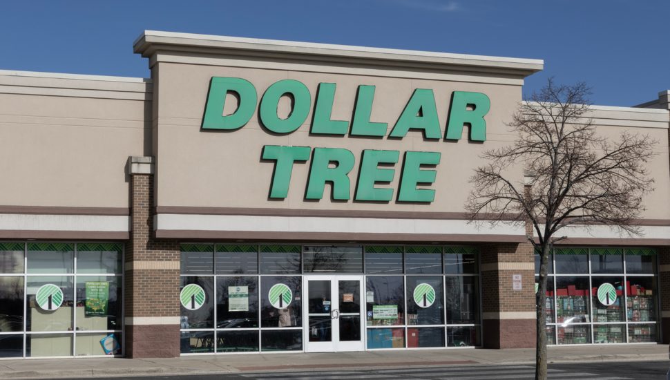 Dollar Tree exterior.