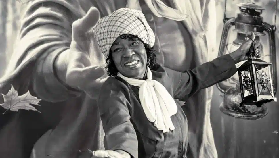 Shirley Lee Corsey as Harriet Tubman.
