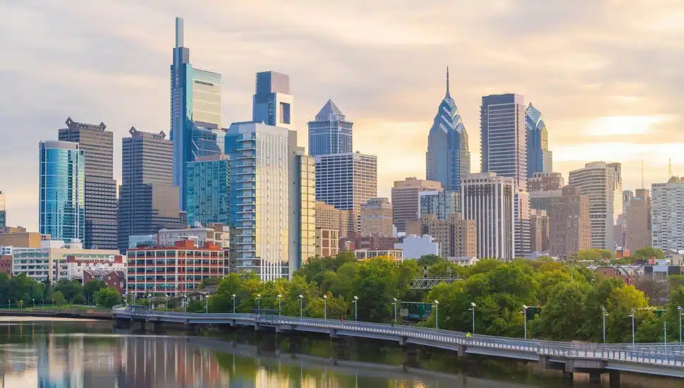 Philadelphia downtown city skyline.