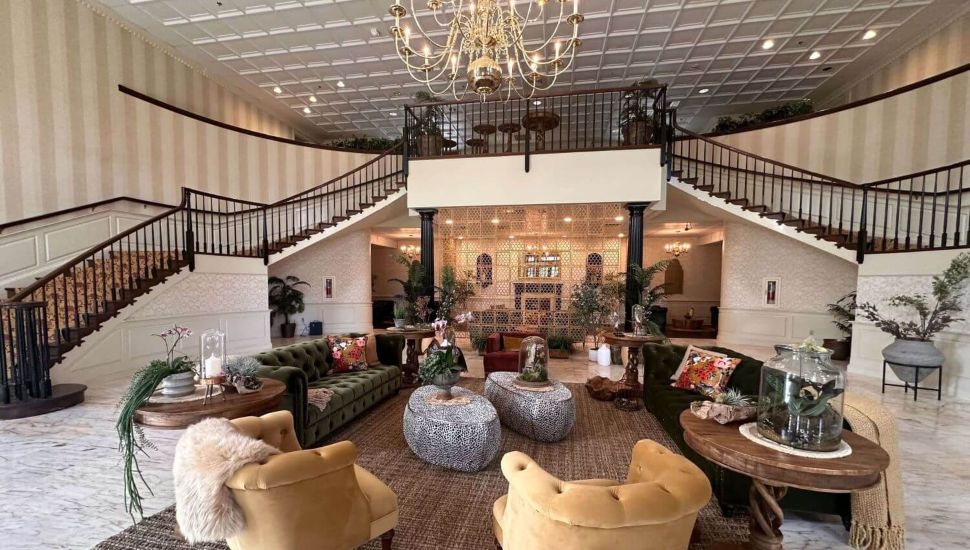 Entrance foyer to Spring Mill Manor.