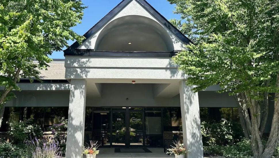 The Center for Neuropsychology & Counseling exterior.