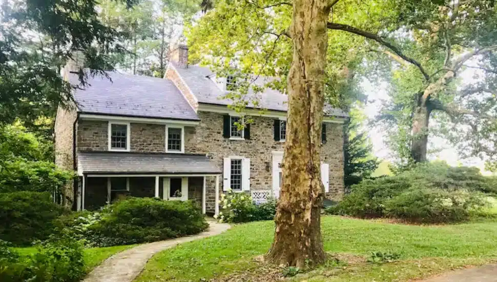 Honey Hollow Farm