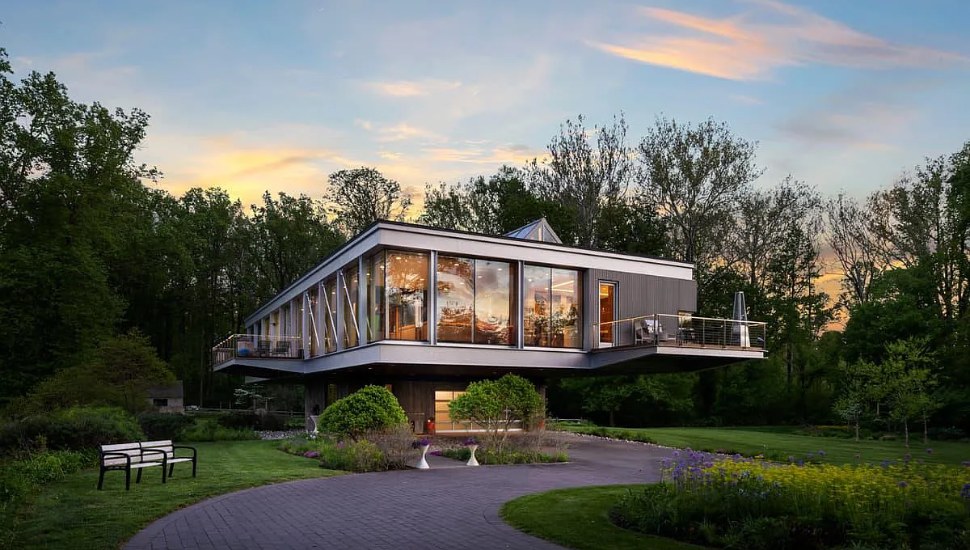 The exterior of the "floating" Riverscape home in New Hope.